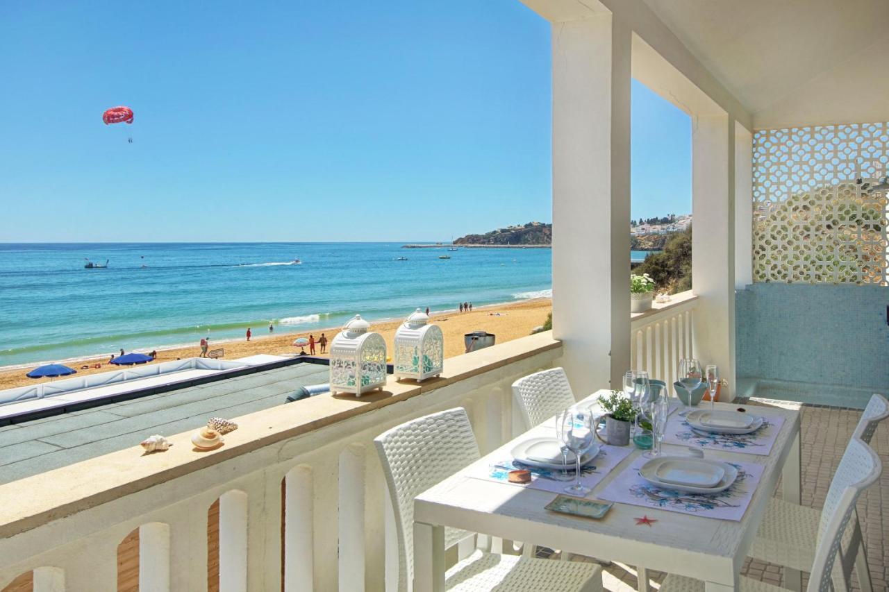 Casa Pe Na Areia- Unique Spot- Beach Front By Dreamvillasอัลบูเฟรา ภายนอก รูปภาพ